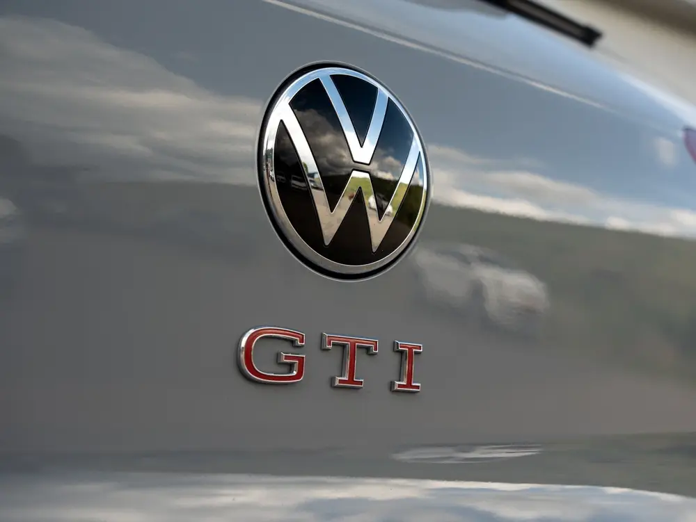 Volkswagen Golf 2.0 TSI GTI CLUBSPORT Akra Pano 27-2-2028 GA uit 2023, foto 12