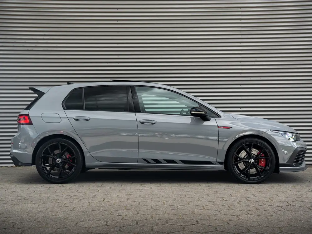 Volkswagen Golf 2.0 TSI GTI CLUBSPORT Akra Pano 27-2-2028 GA uit 2023, foto 18