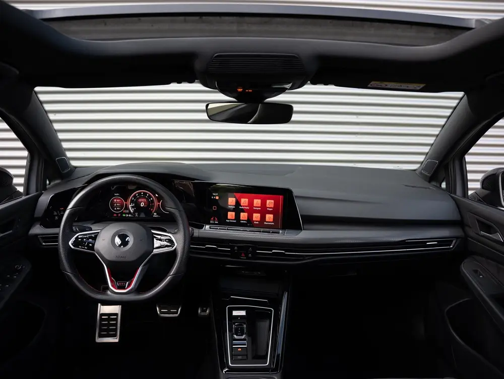 Volkswagen Golf 2.0 TSI GTI CLUBSPORT Akra Pano 27-2-2028 GA uit 2023, foto 20
