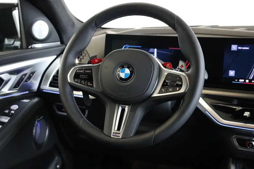 BMW XM 50e uit 2026, foto 11