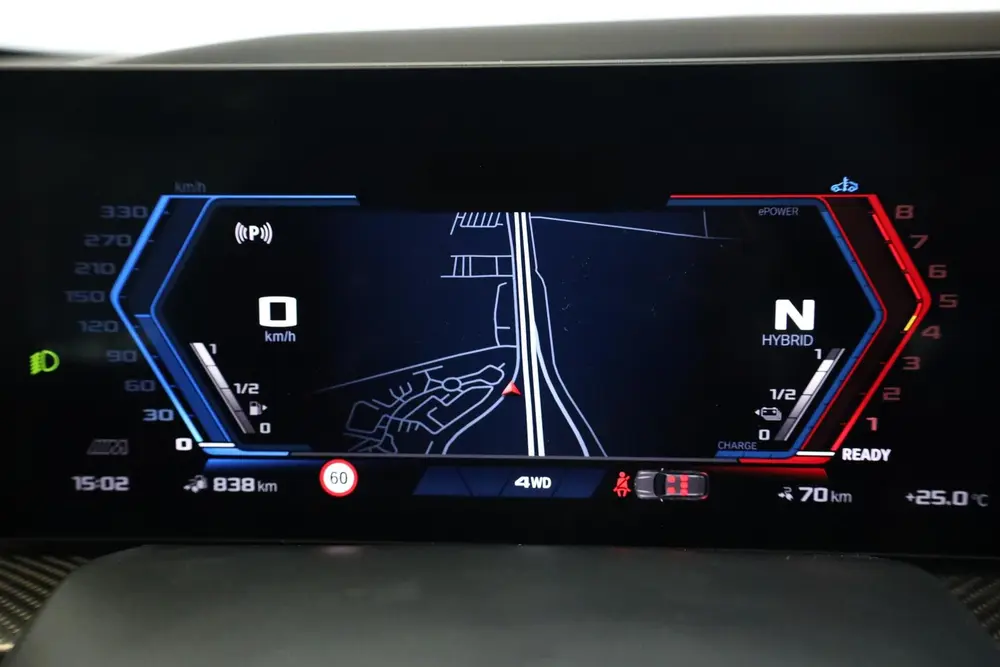 BMW XM 50e uit 2026, foto 12