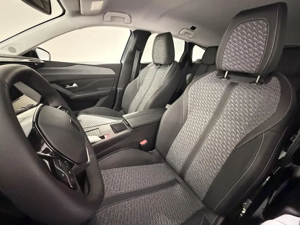Peugeot 308 1.6 Plug-in Hybrid 195 Allure uit 2026, foto 15