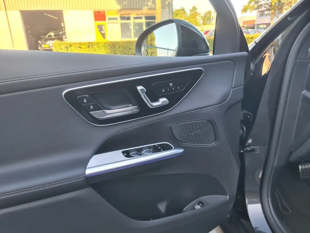 Mercedes-Benz GLC 300 e 313pk 4MATIC 2025 AMG Pack NL uit 2025, foto 12