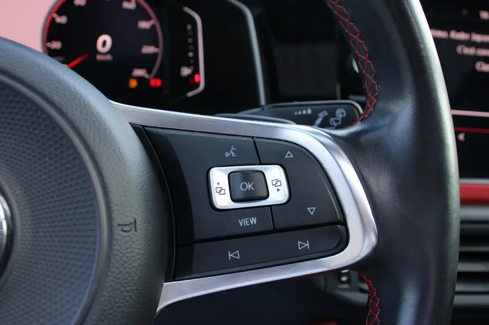 Volkswagen Polo 2.0 TSI GTI Pano ACC Keyless Beats Virtual D uit 2019, foto 18