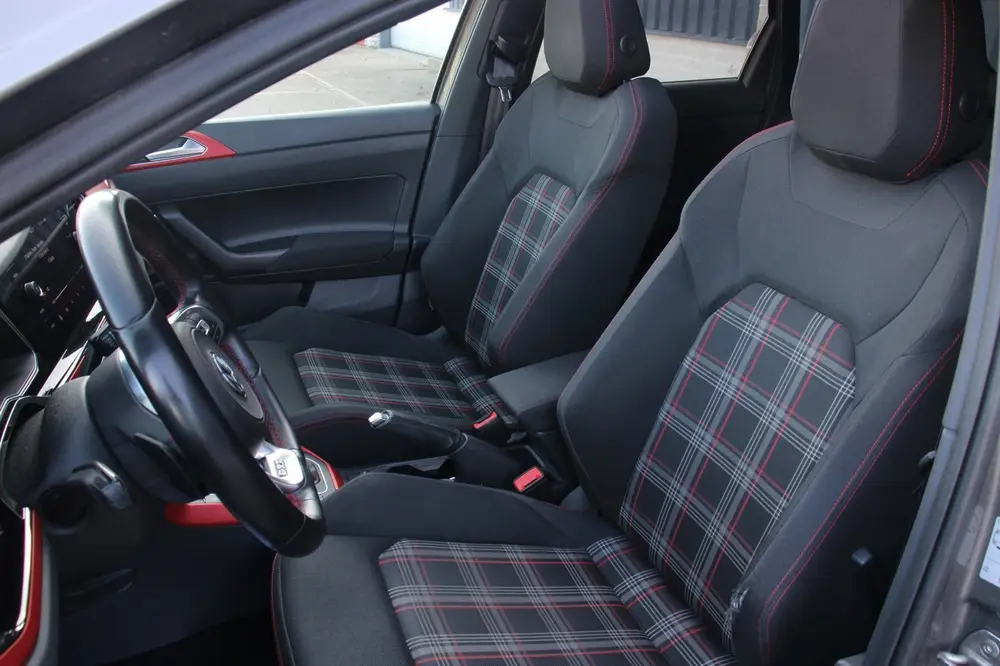 Volkswagen Polo 2.0 TSI GTI Pano ACC Keyless Beats Virtual D uit 2019, foto 7