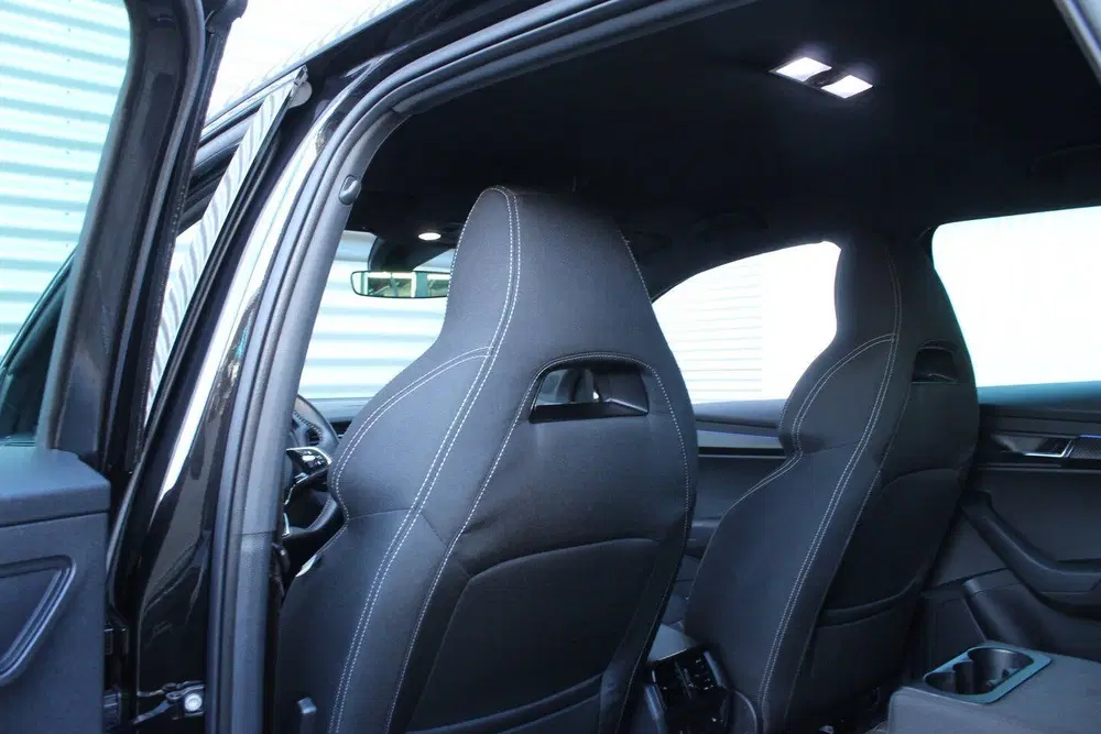 Skoda Karoq 1.5 TSI 150pk Sportline Business DSG7 NL-A uit 2023, foto 20