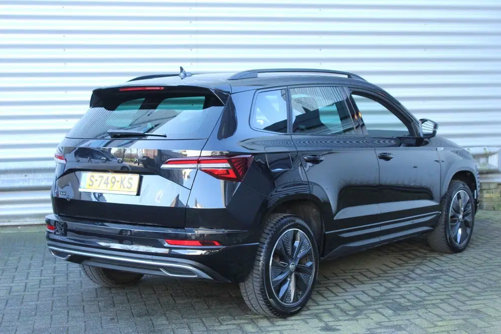 Skoda Karoq 1.5 TSI 150pk Sportline Business DSG7 NL-A uit 2023, foto 3
