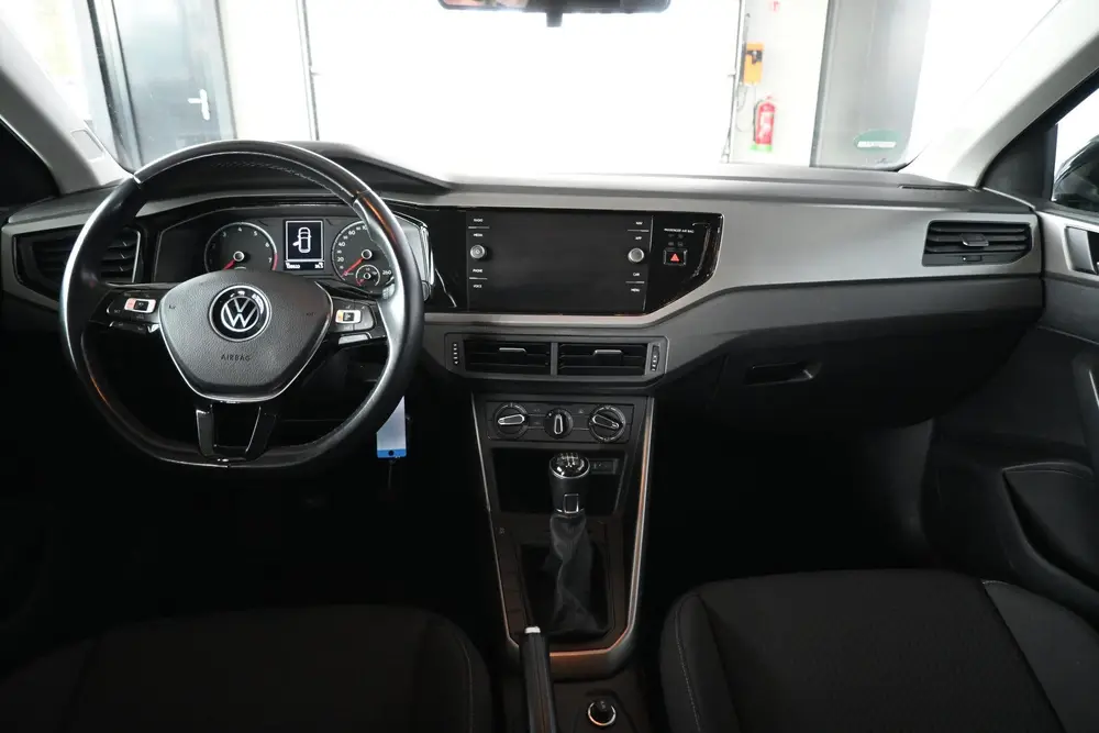 Volkswagen Polo 1.0 TSI R-Line Edition Airco Carplay Cruise uit 2021, foto 2