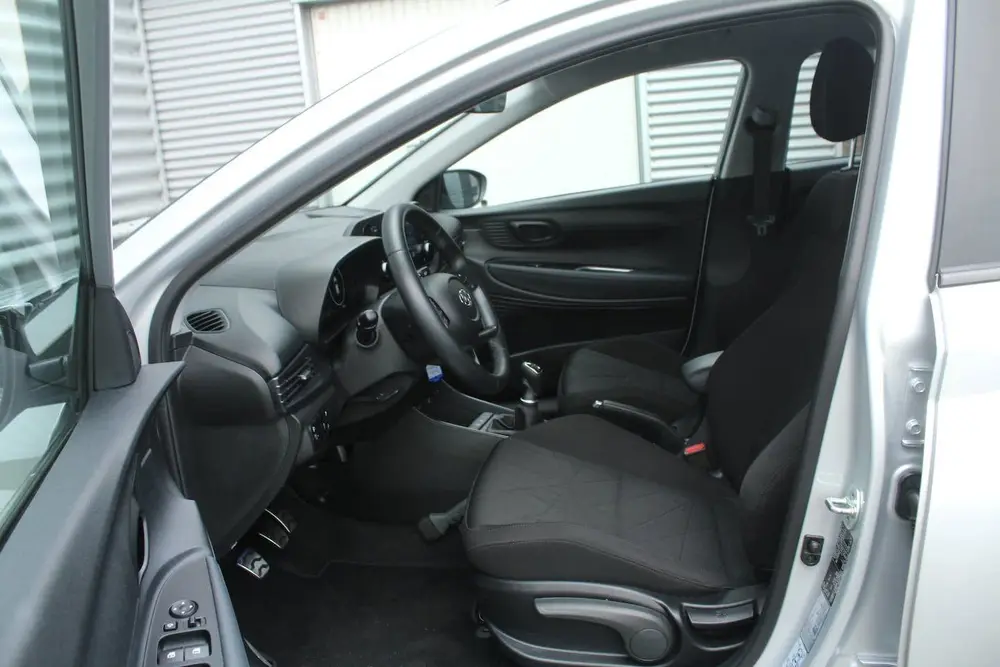 Hyundai BAYON 1.0 T-GDI 101pk Comfort Trekhaak NL-Auto N uit 2022, foto 10