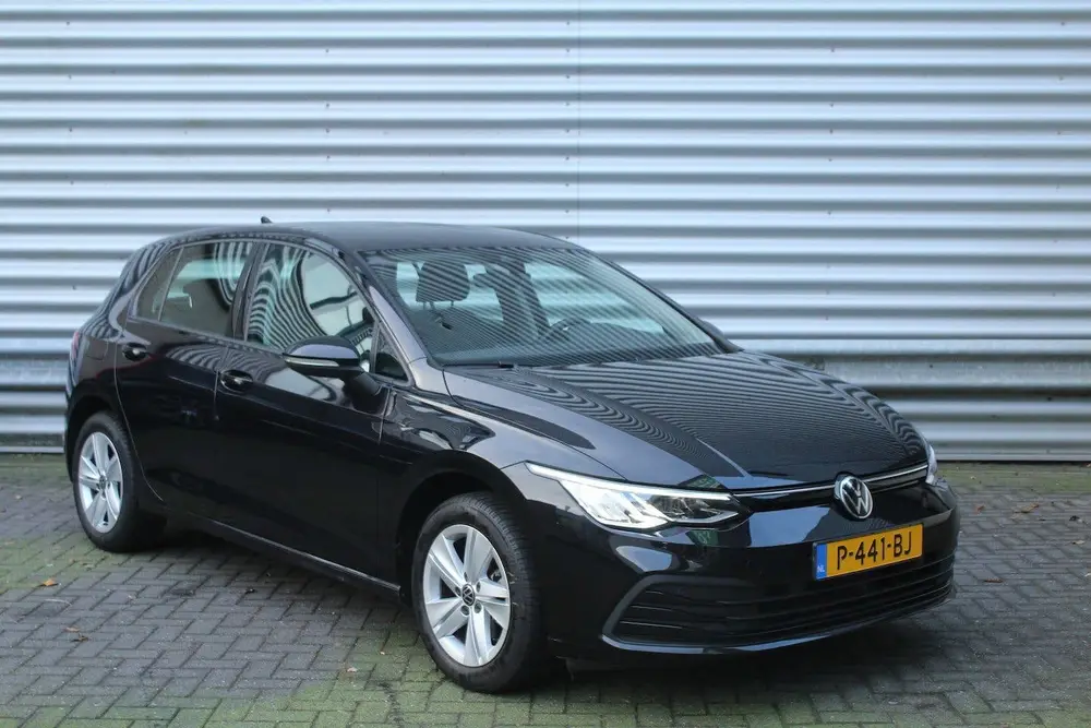 Volkswagen Golf 1.0 TSI 111pk Life NL-Auto NAP uit 2022, foto 3