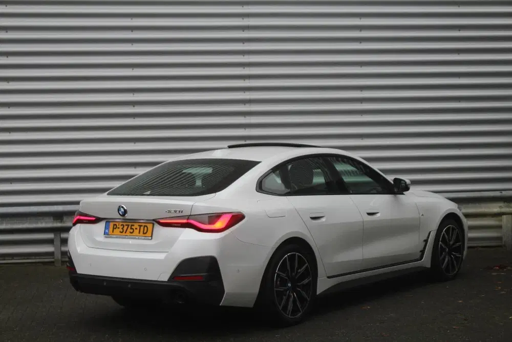 BMW 4-serie 4-serie Gran Coupé 420i 184pk Business Edi uit 2022, foto 5