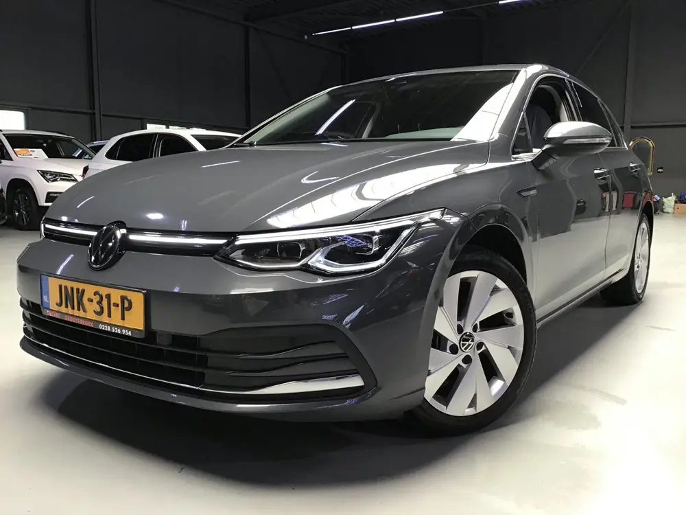 Volkswagen GOLF 1.5 eTSI R-Line I Massage I Dode Hoek I Carp uit 2021, foto 2