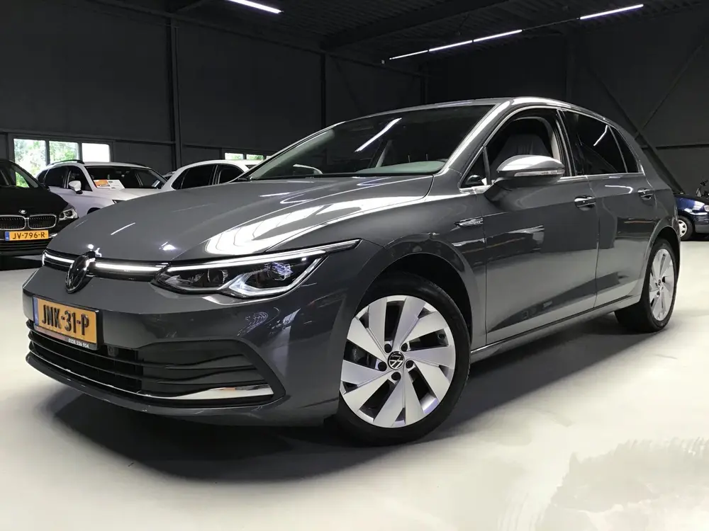 Volkswagen GOLF 1.5 eTSI R-Line I Massage I Dode Hoek I Carp uit 2021, foto 3