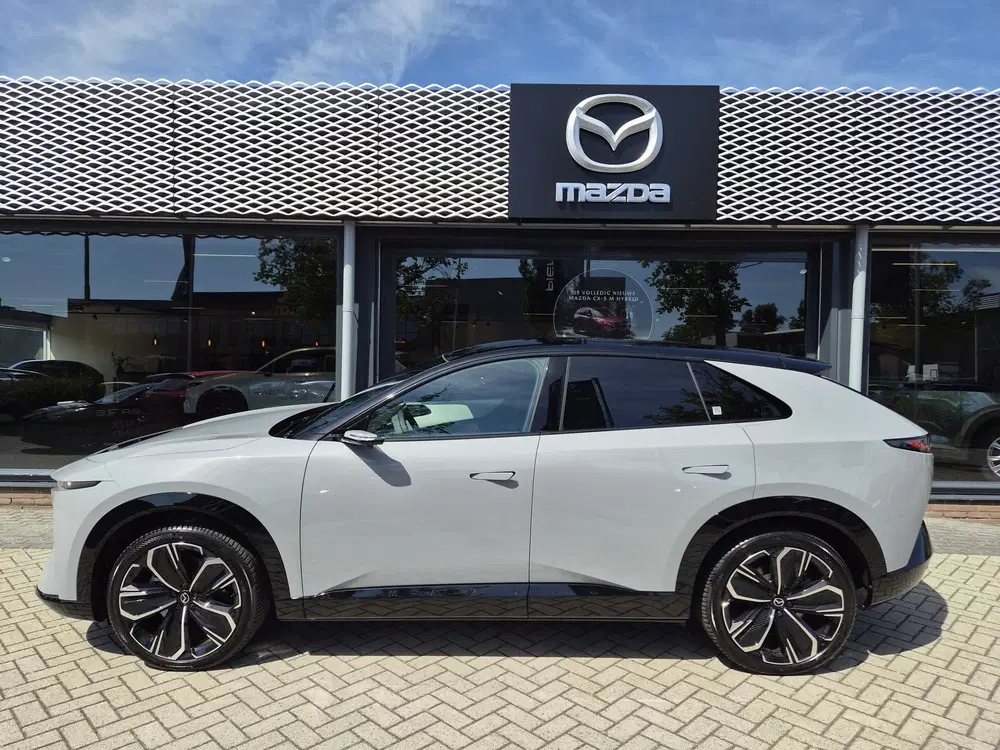 Mazda CX-6e Takumi Plus 78 kWh NAVI uit 2026, foto 3