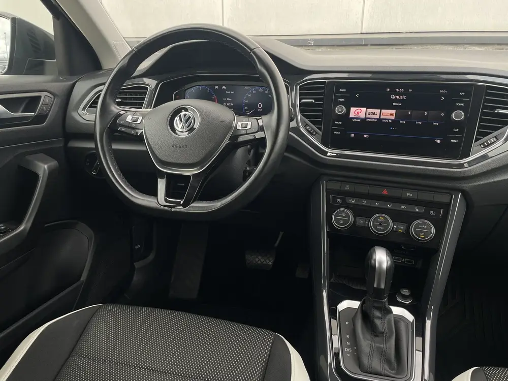 Volkswagen T-Roc 1.5 TSI Sport LED | Trekhaak | Carplay | Ca uit 2019, foto 14
