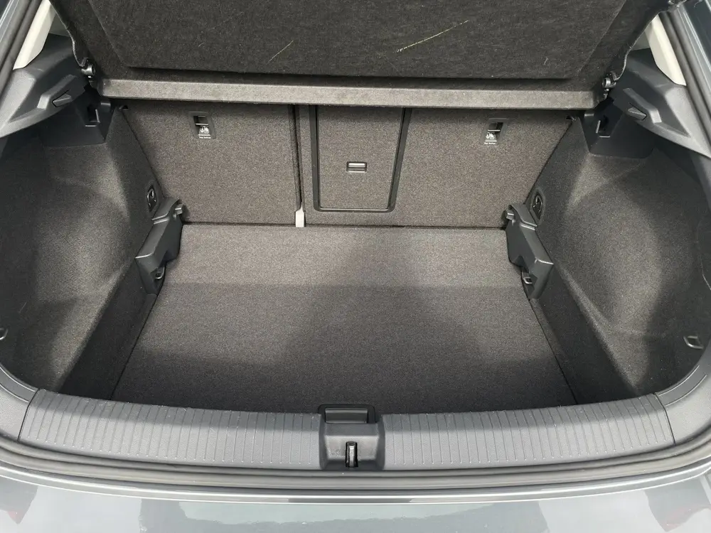Volkswagen T-Roc 1.5 TSI Sport LED | Trekhaak | Carplay | Ca uit 2019, foto 5