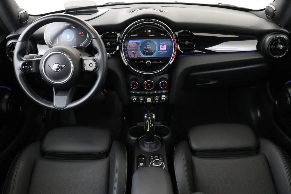 Mini Electric SE YOURS 33 kWh -PANO.DAK uit 2022, foto 4