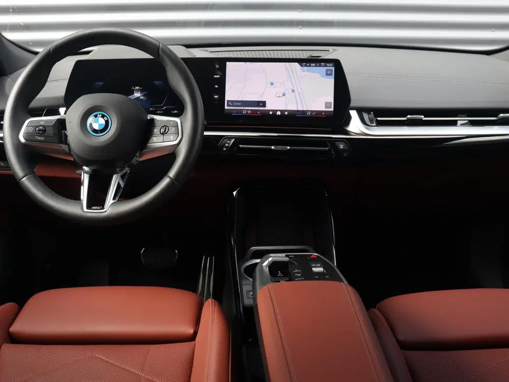 BMW iX2 eDrive20 uit 2025, foto 12