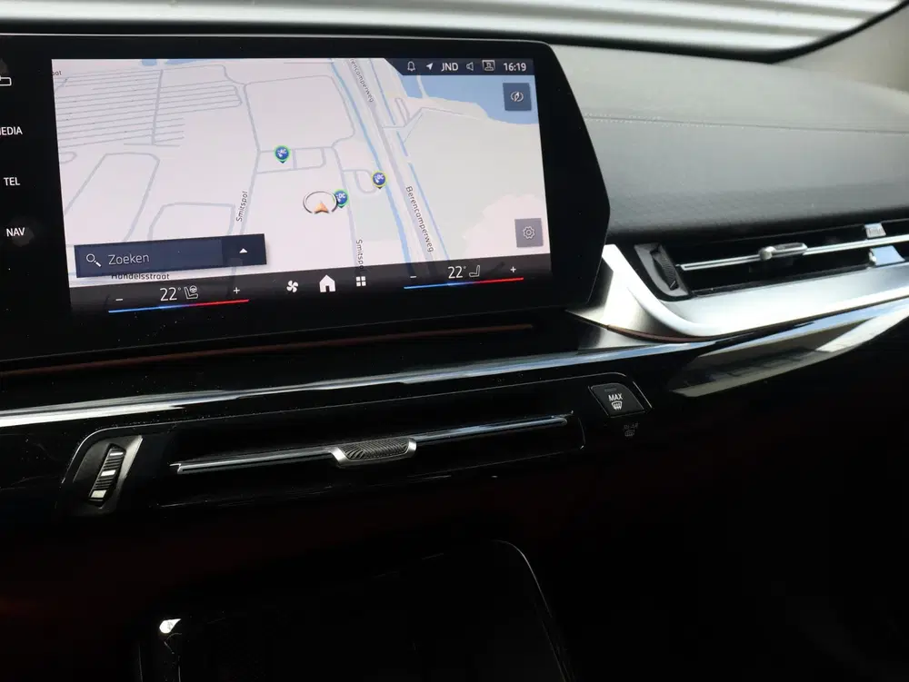 BMW iX2 eDrive20 uit 2025, foto 17