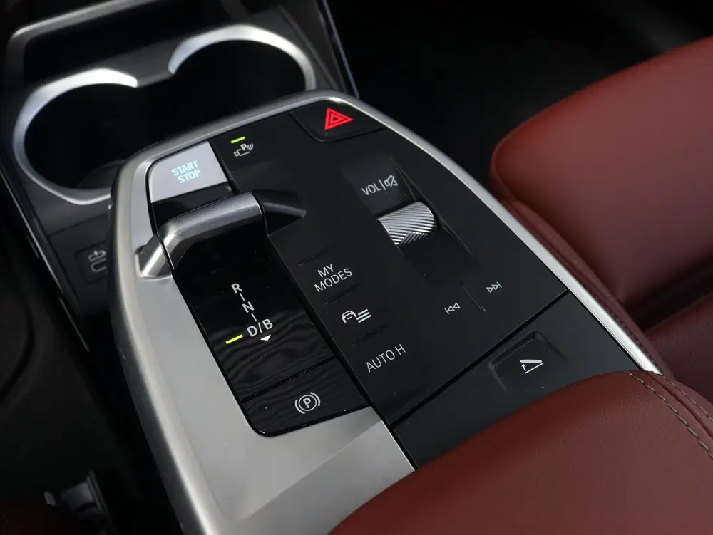 BMW iX2 eDrive20 uit 2025, foto 18