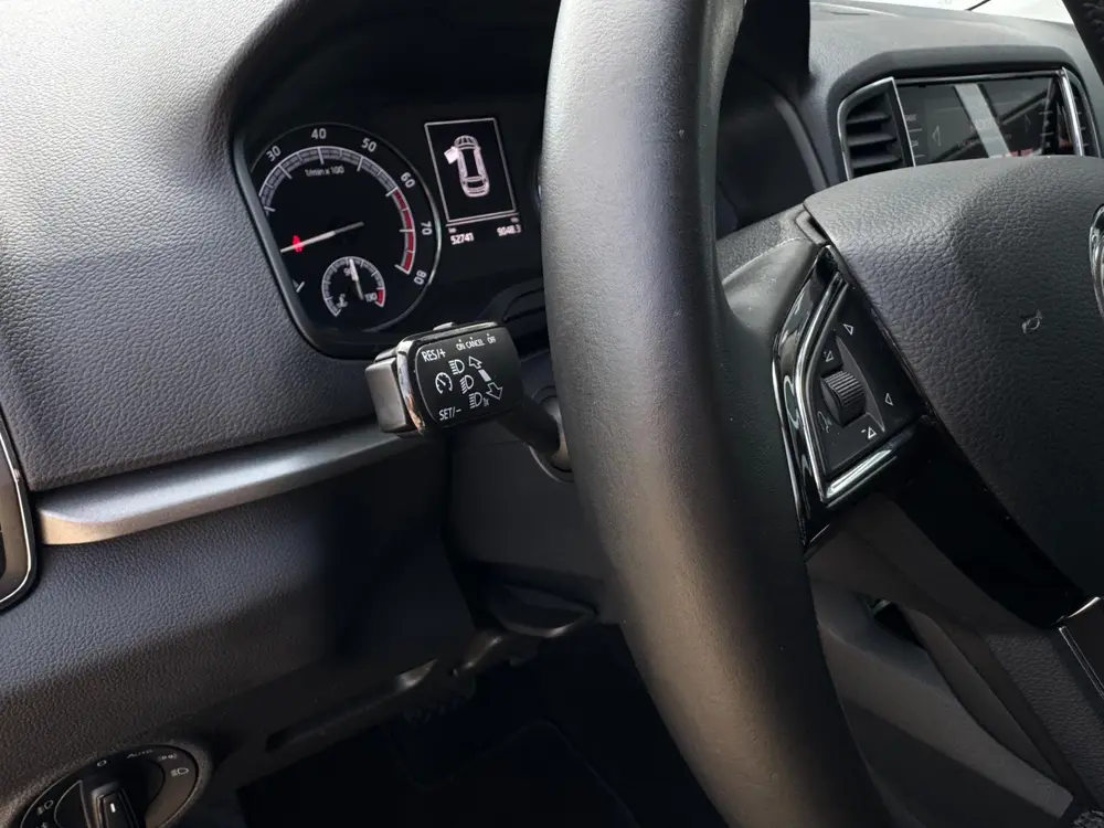 Skoda Karoq 1.5 TSI ACT Ambition Business uit 2019, foto 15
