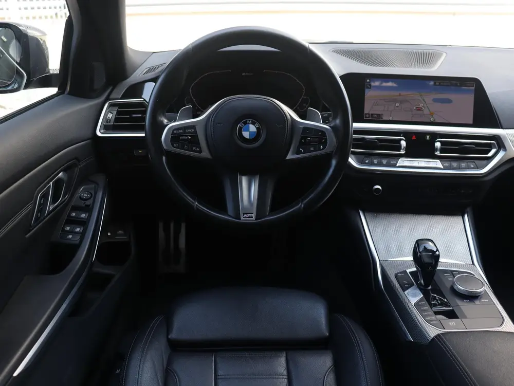 BMW 3-serie Touring 320e uit 2021, foto 10