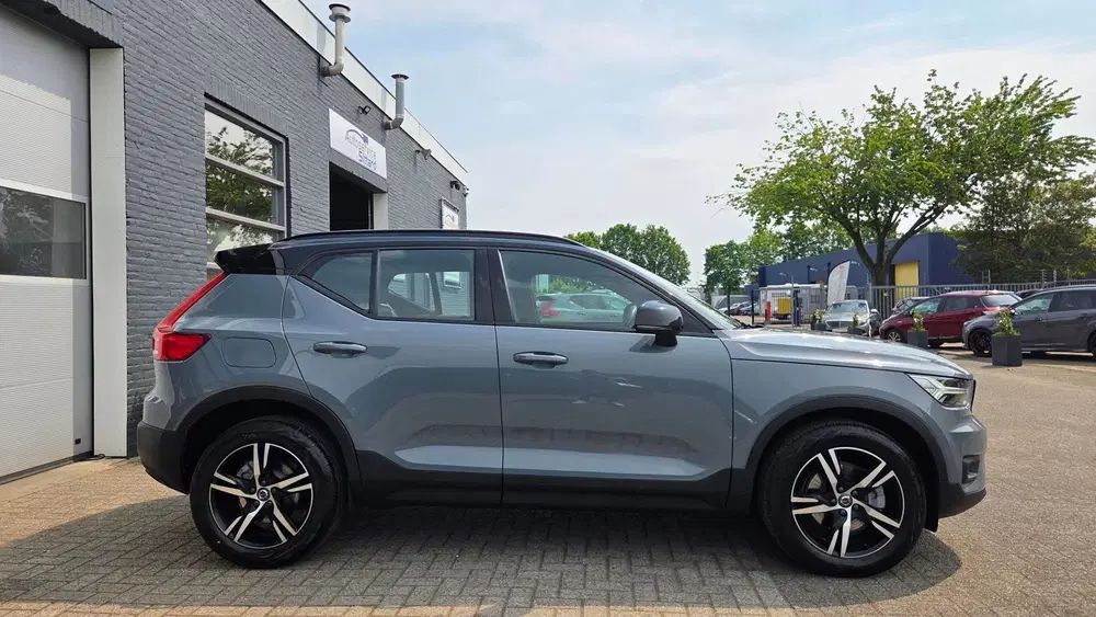 Volvo XC40 2.0 B4 R-Design Mild Hybride uit 2020, foto 5