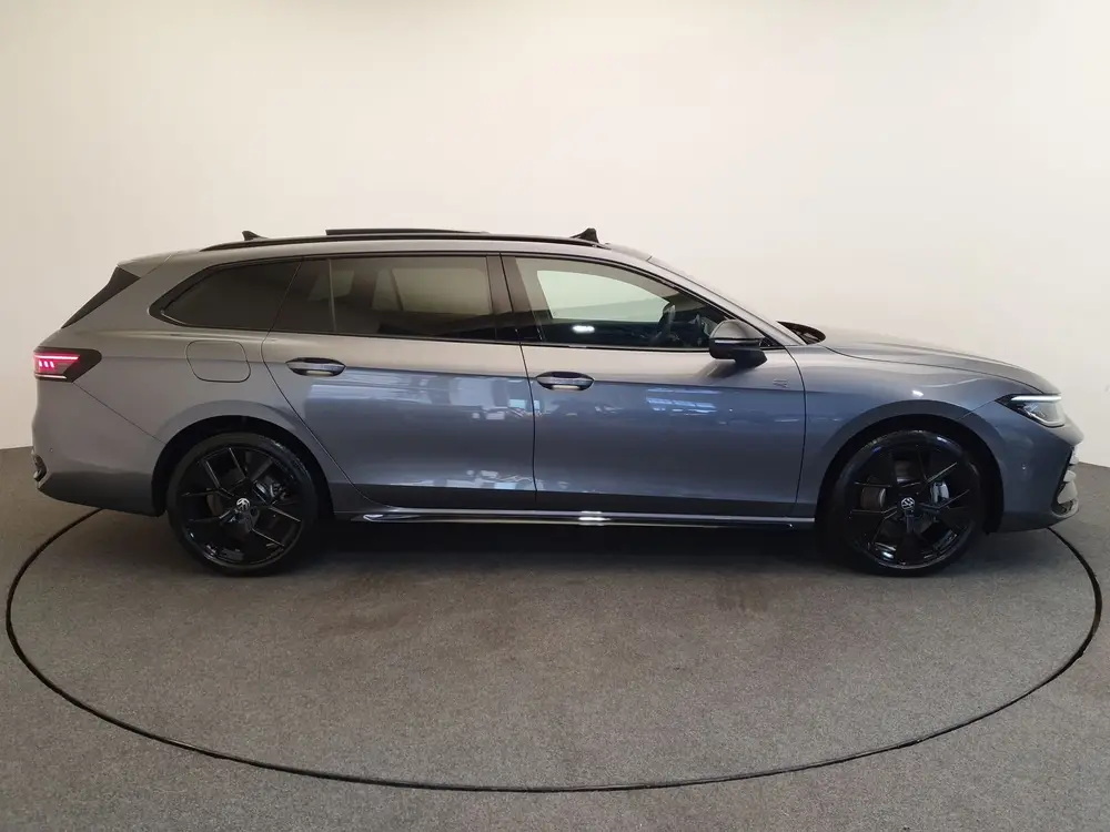Volkswagen Passat Variant 1.5 eHybrid 272pk DSG/AUT R-Line W uit 2025, foto 6
