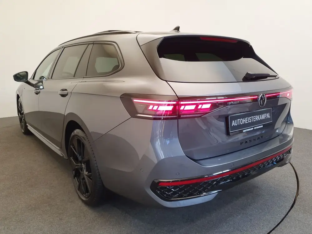 Volkswagen Passat Variant 1.5 eHybrid 272pk DSG/AUT R-Line W uit 2025, foto 8