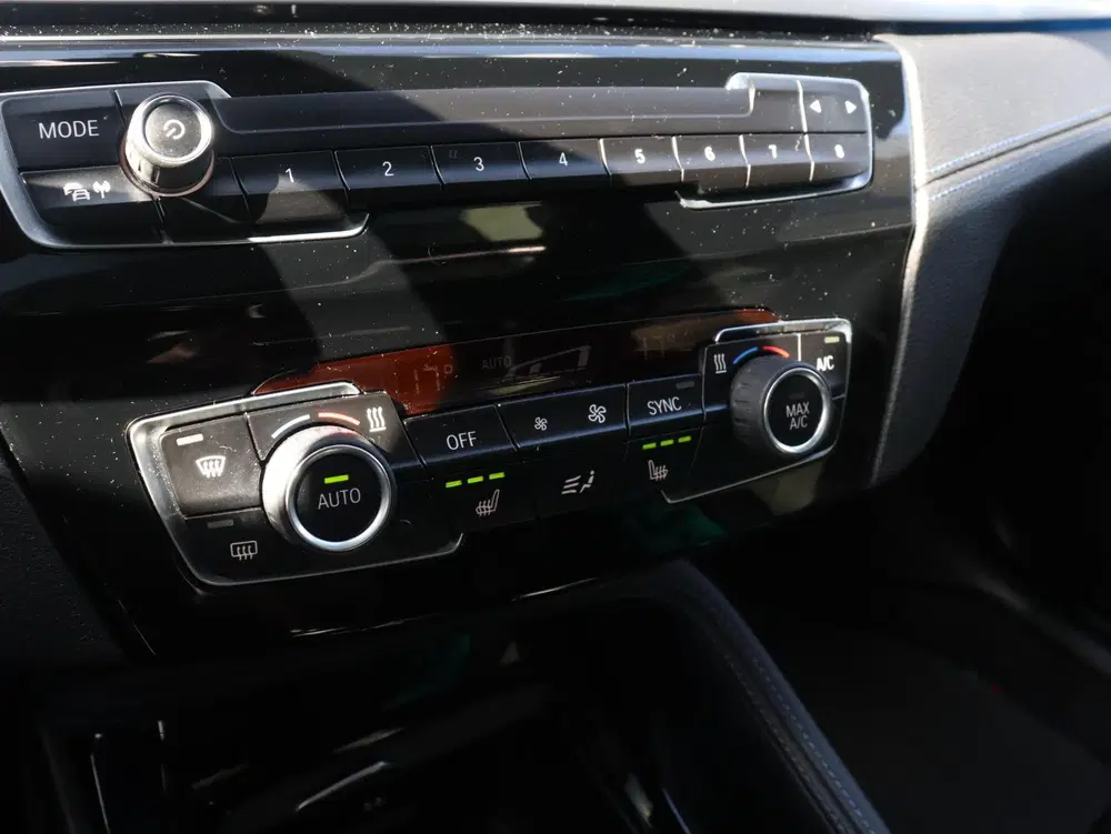 BMW X2 xDrive25e uit 2020, foto 16