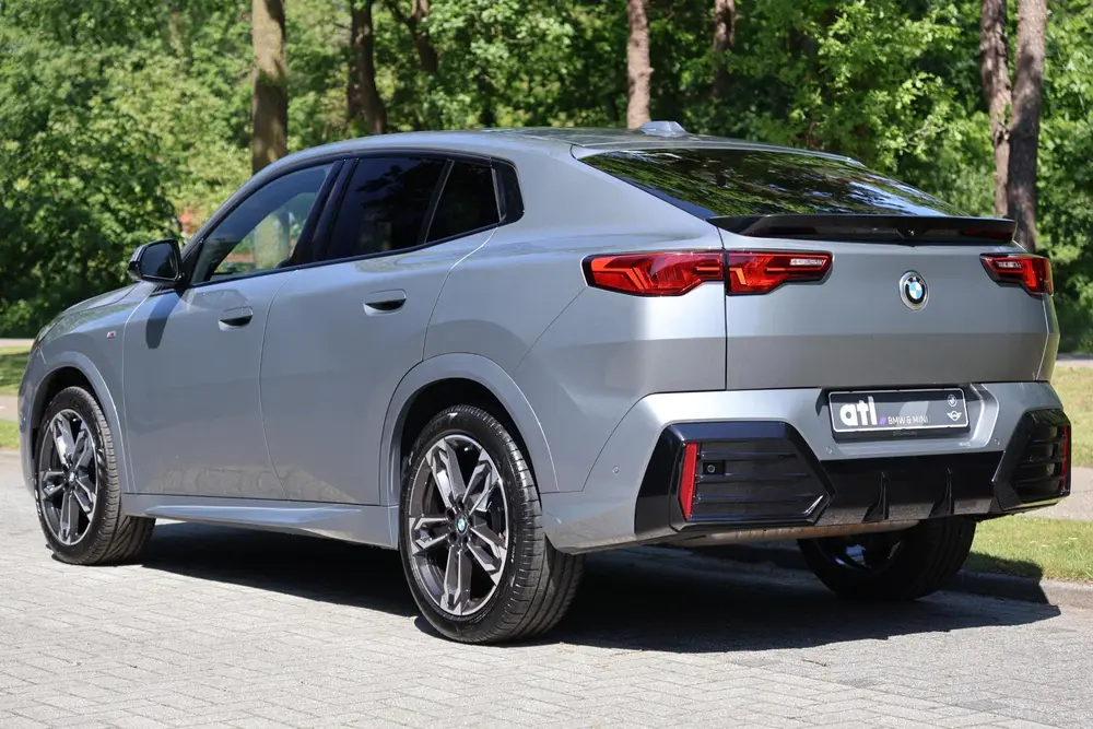 BMW X2 sDrive20i Launch Edition M-Sport uit 2024, foto 4