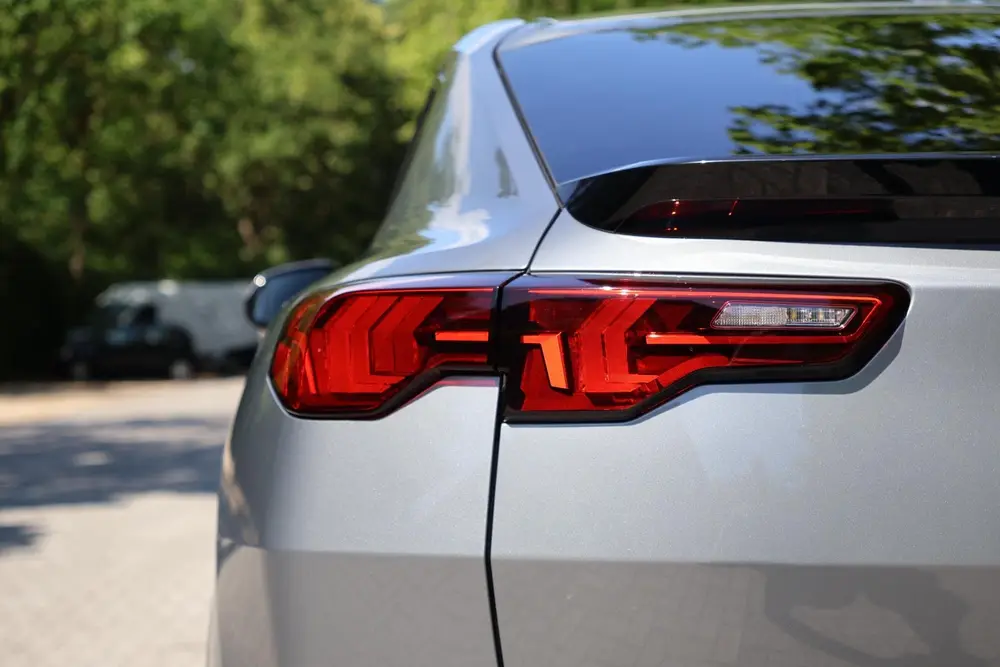 BMW X2 sDrive20i Launch Edition M-Sport uit 2024, foto 7