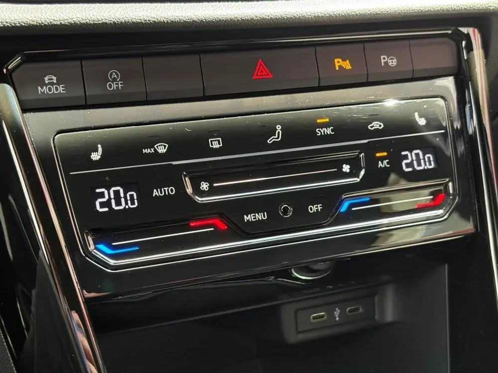 Volkswagen T-Roc 1.0 TSI 110PK R-LINE FACELIFT LED NAVI CAME uit 2023, foto 10
