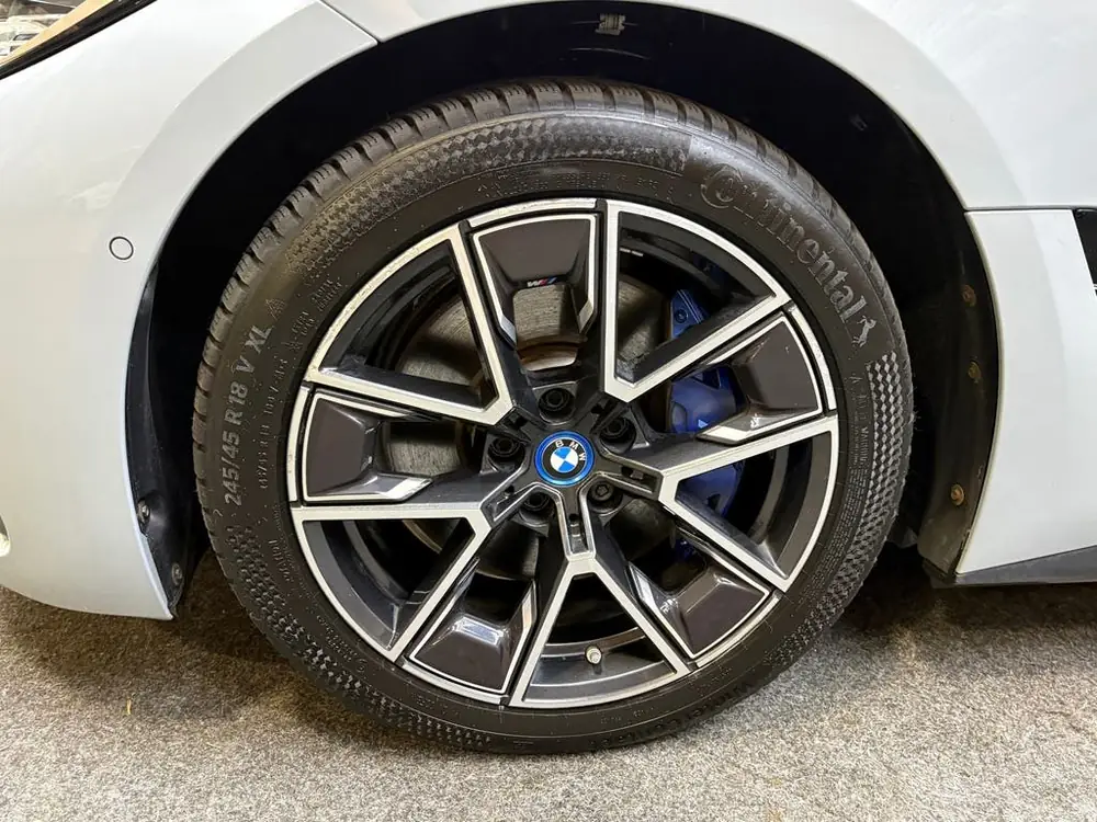 BMW I4 M50 High Executive 544 PK 84 kWh Schuif-kanteldak 360 uit 2022, foto 2