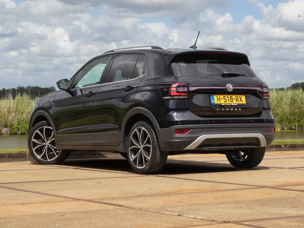 Volkswagen T-Cross 1.0 TSI Style ACC Clima LED uit 2020, foto 3