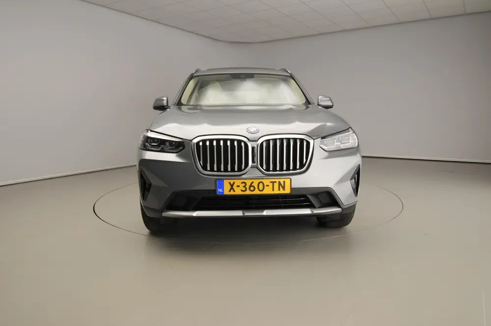 BMW X3 xDrive30e uit 2024, foto 5