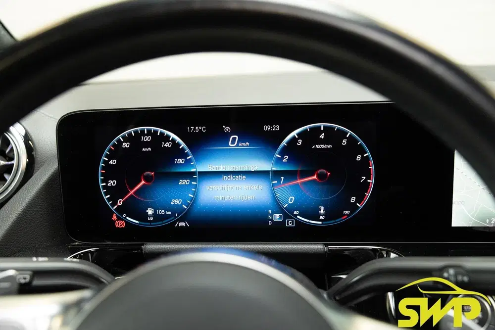 Mercedes-Benz B-Klasse 180 AMG Line uit 2022, foto 15