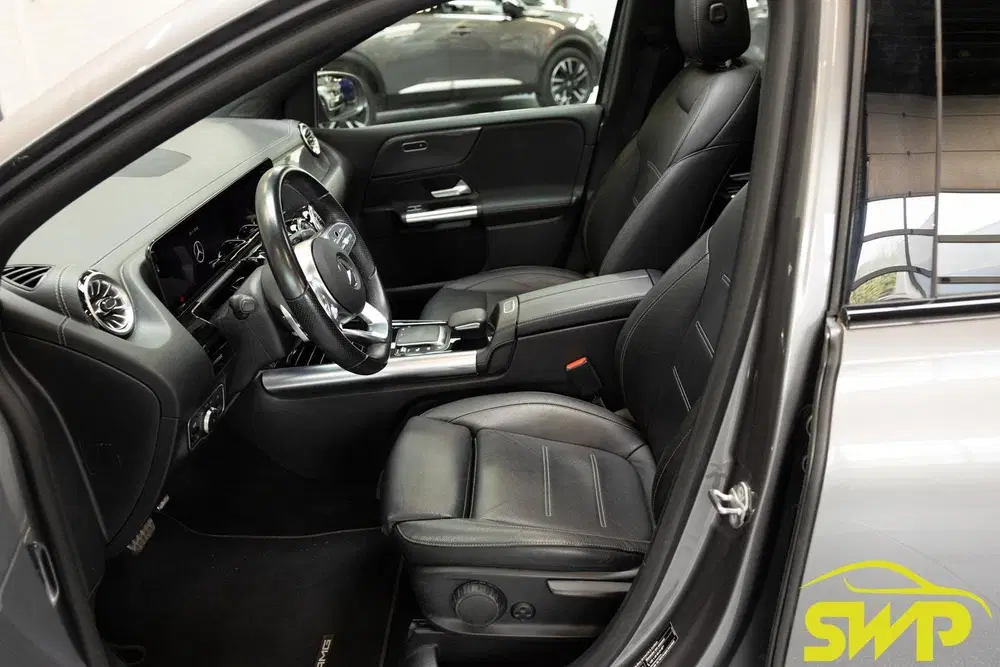Mercedes-Benz B-Klasse 180 AMG Line uit 2022, foto 2