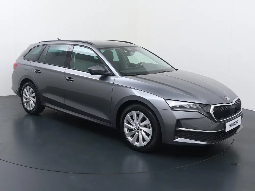Skoda Octavia 1.5 TSI MHEV First Edition uit 2024, foto 3