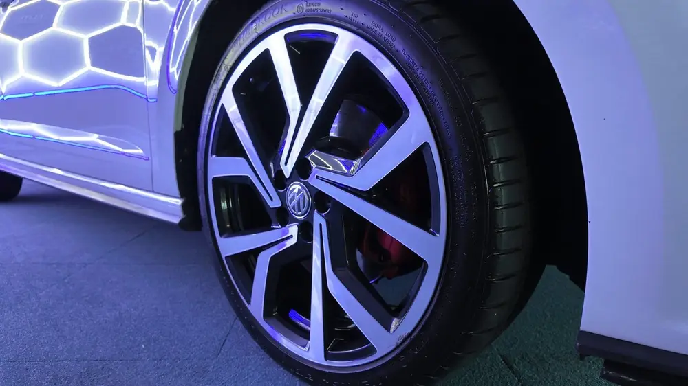 Volkswagen Polo 2.0 TSI GTI uit 2019, foto 8