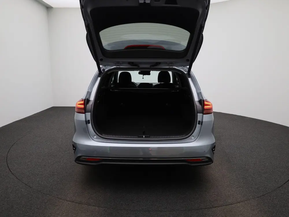 Kia Ceed 1.0 T-GDi MHEV DynamicPlusLine uit 2022, foto 11