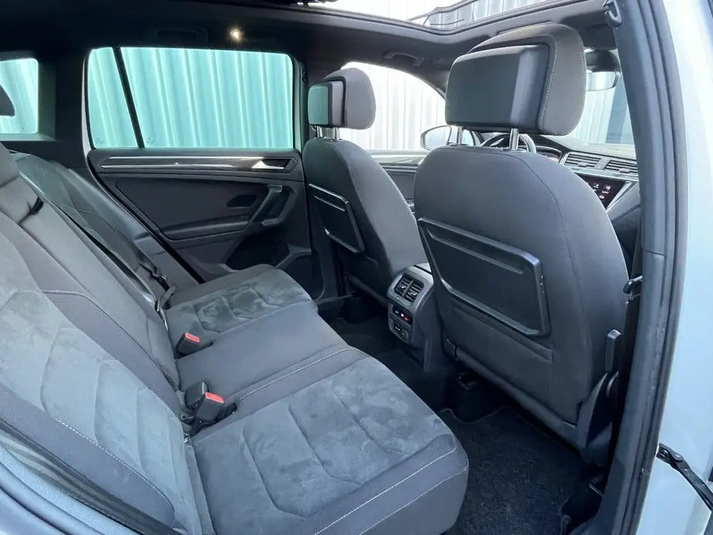 Volkswagen Tiguan 1.5 TSI Highline Business R | Panorama Dak uit 2020, foto 18