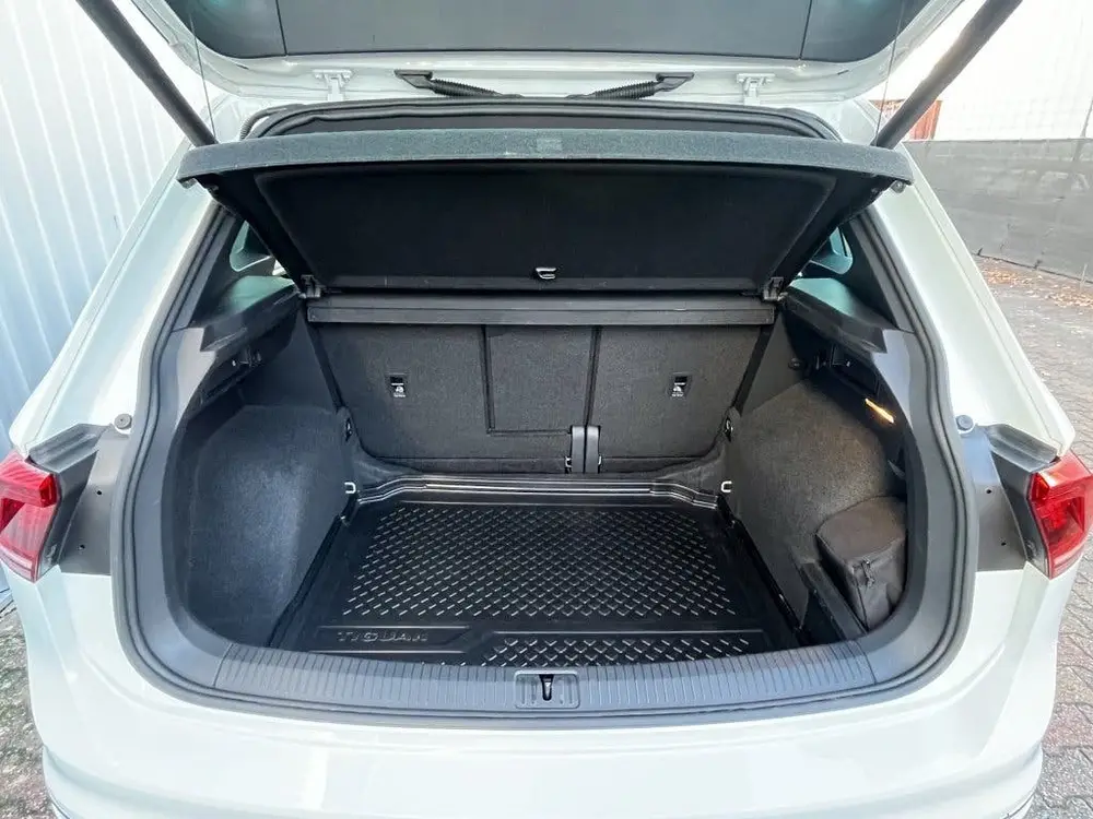 Volkswagen Tiguan 1.5 TSI Highline Business R | Panorama Dak uit 2020, foto 20
