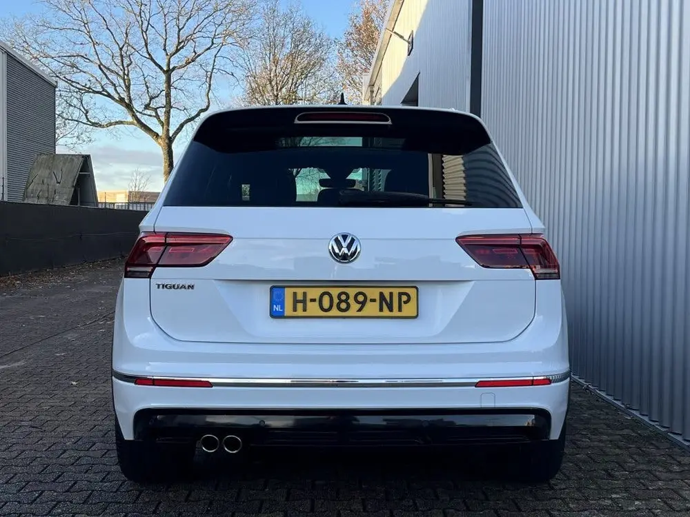 Volkswagen Tiguan 1.5 TSI Highline Business R | Panorama Dak uit 2020, foto 9