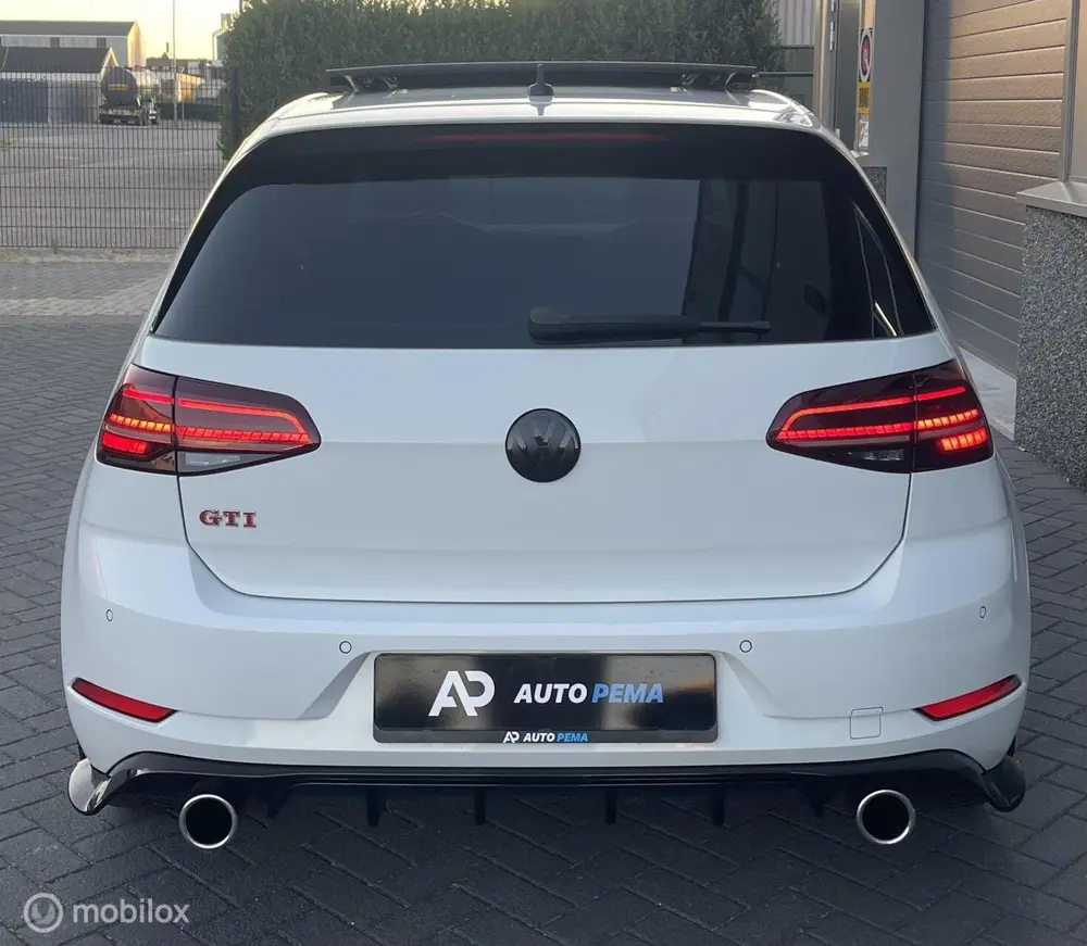 Volkswagen Golf 2.0 TSI GTI DSG Performance 245PK uit 2020, foto 18