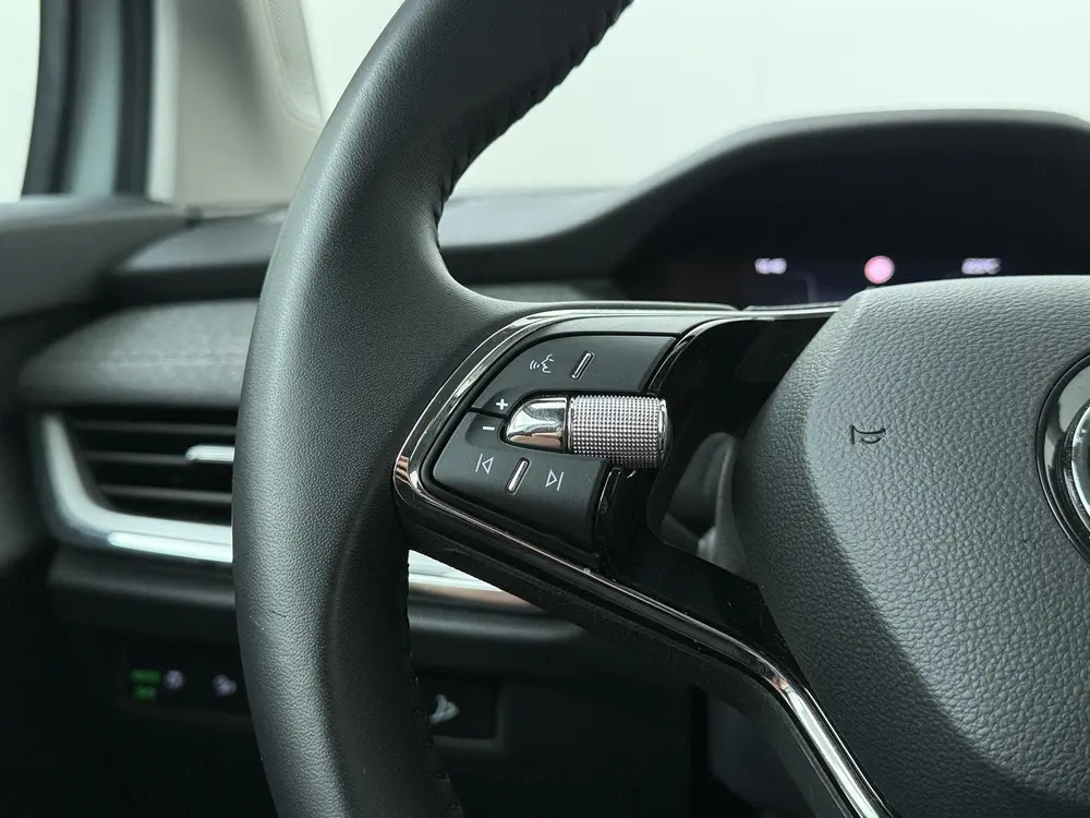 Skoda Enyaq 60 uit 2022, foto 8