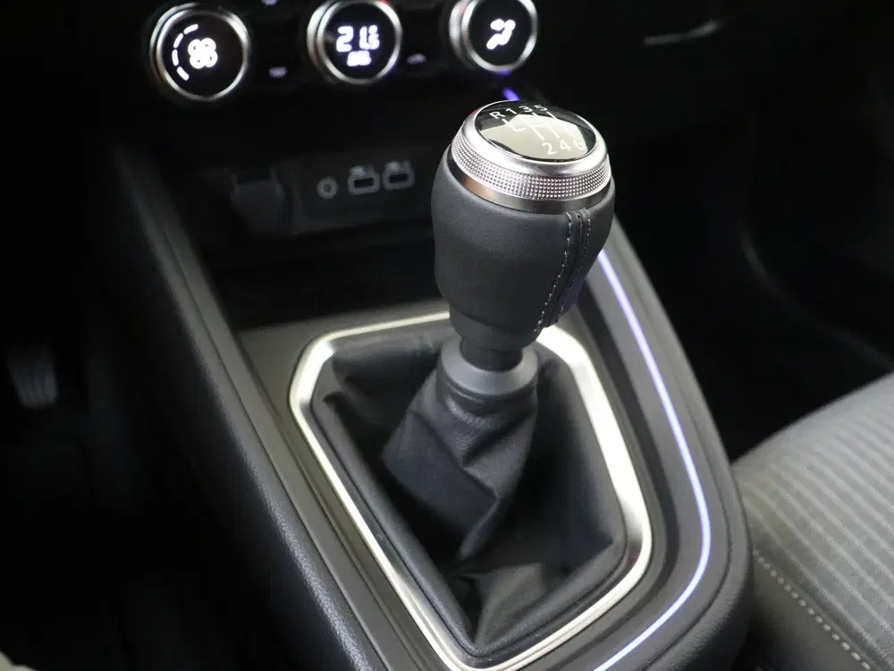 Renault Clio 1.0 TCe 90 GPF techno uit 2025, foto 16