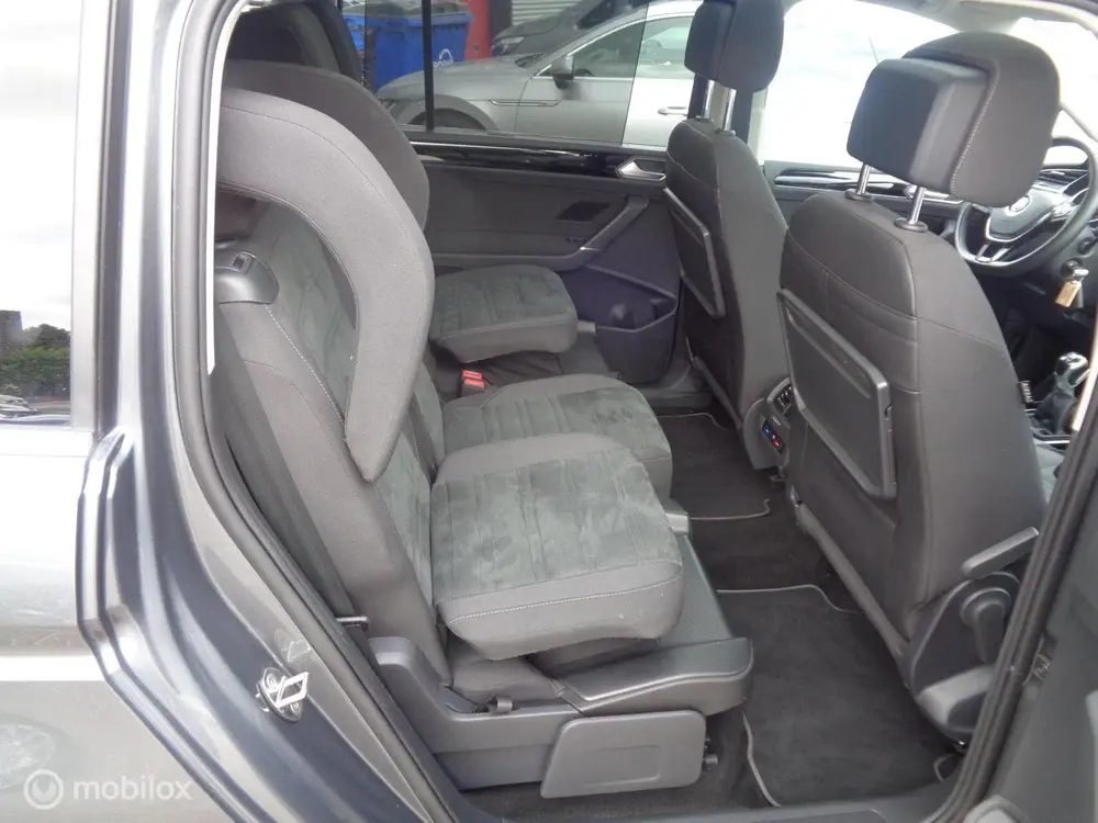 Volkswagen Touran 1.5 TSI Comfortline Business 7p/Airco/Pano uit 2020, foto 19