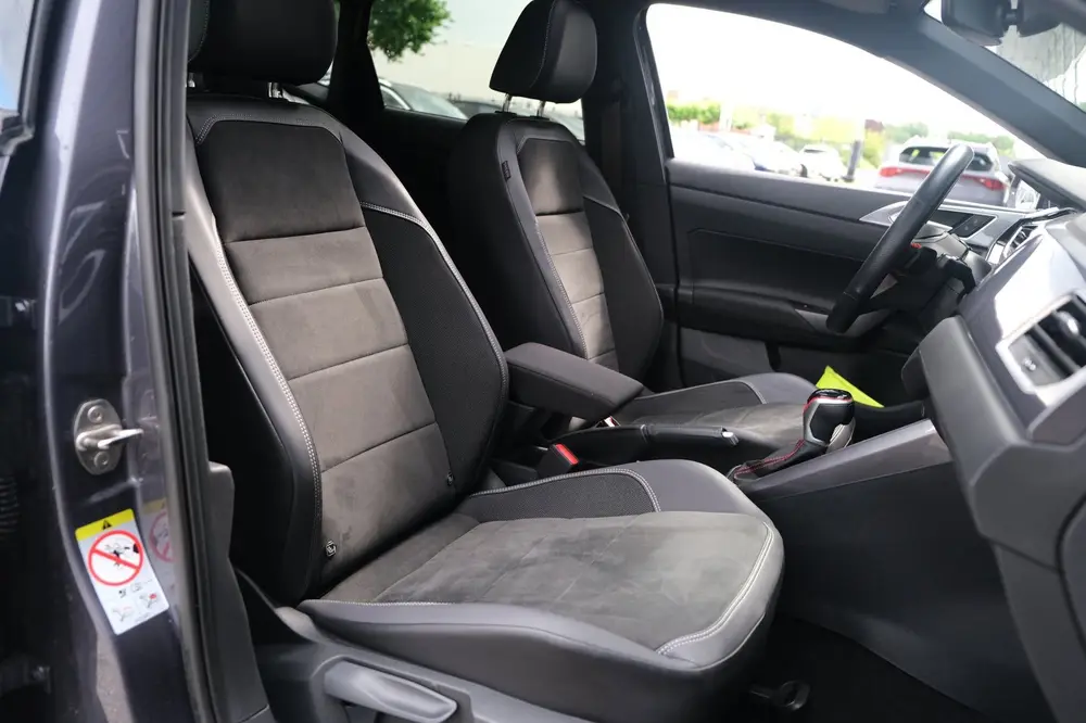 Volkswagen Polo 2.0 TSI GTI 207PK DSG Facelift Pano Alcantar uit 2023, foto 11