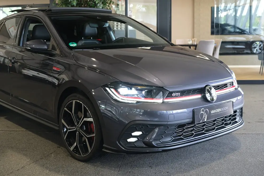 Volkswagen Polo 2.0 TSI GTI 207PK DSG Facelift Pano Alcantar uit 2023, foto 13